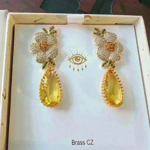 Eye Candy Los Angeles Luxe Collection - Picture 5 of 9